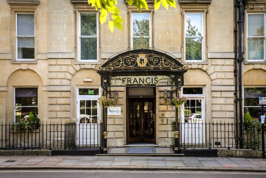 Francis Hotel exterior